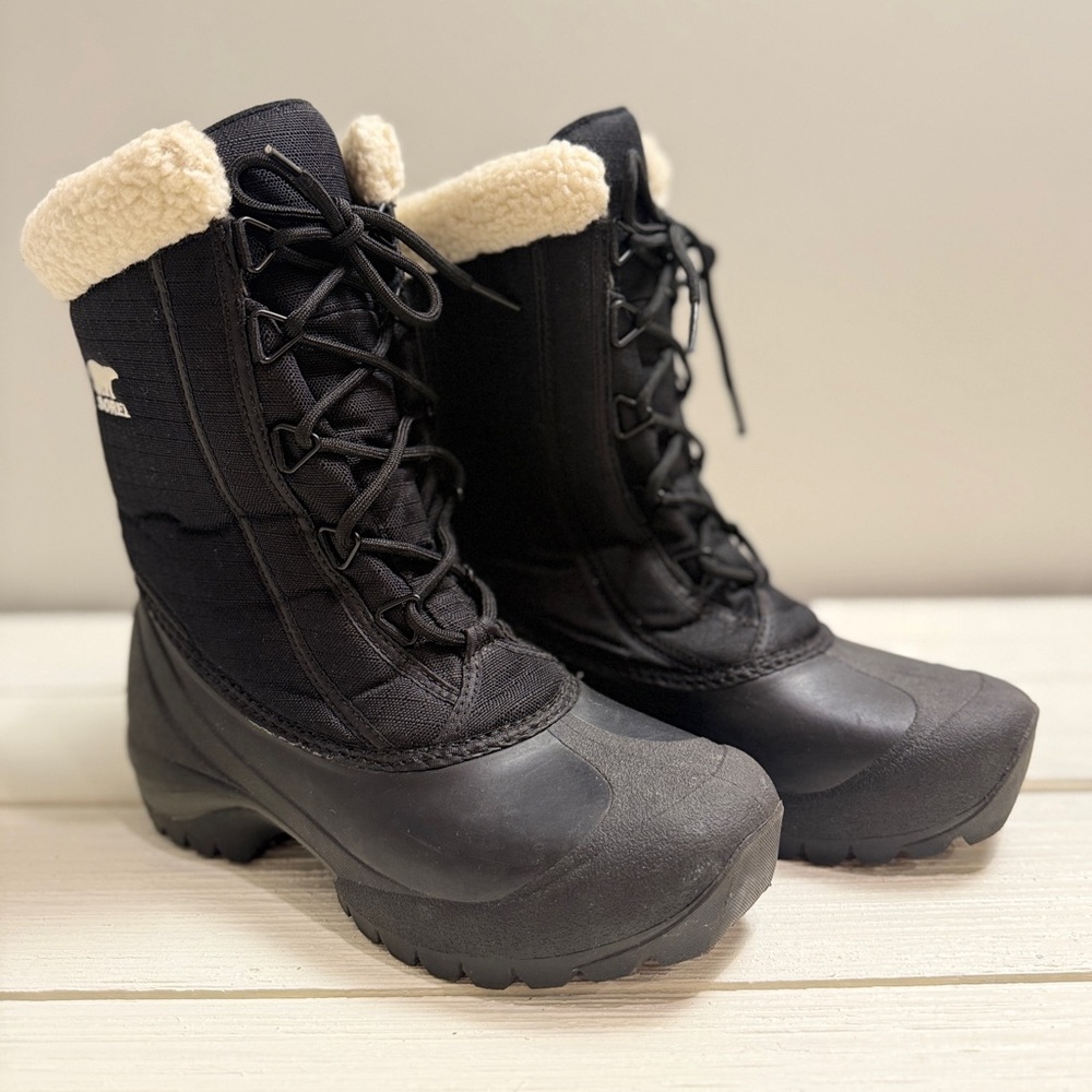 Sorel Cumberland Black and Cream Winter Boots Size 7
